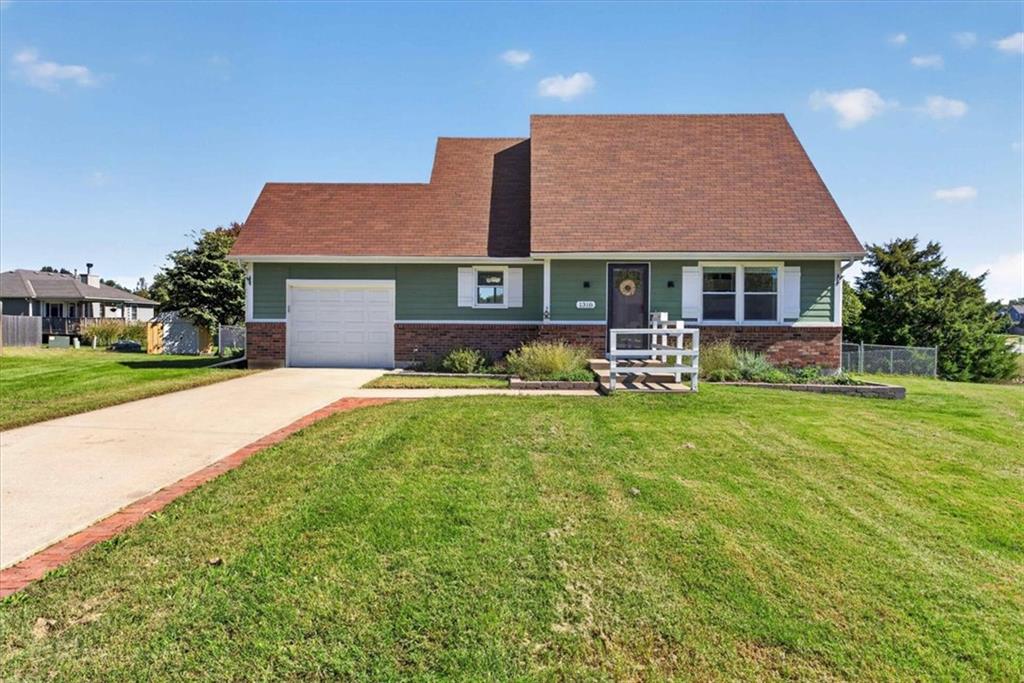 1318 Tall Grass Court — photo