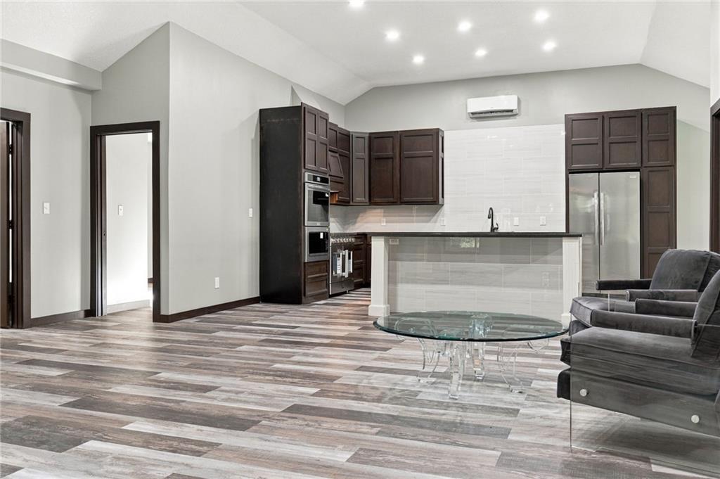 735 E Devon Street, Independence, MO 64055 — photo 3
