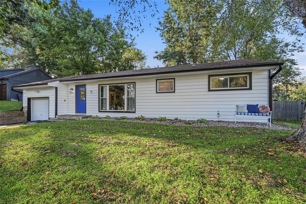 405 NE Moreland Drive — photo