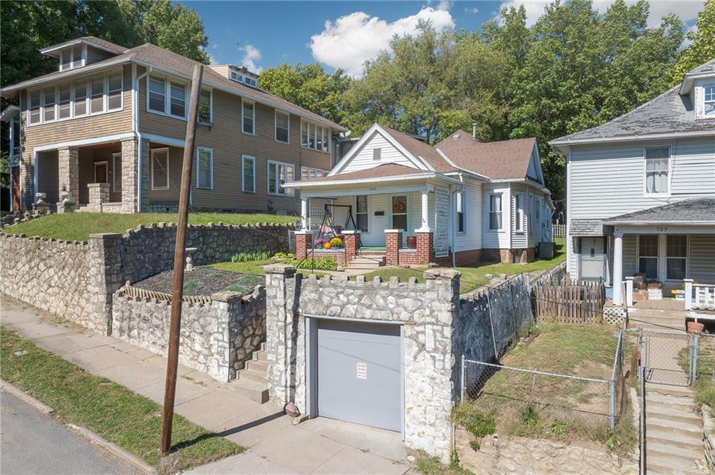 703 McDonald Street — photo