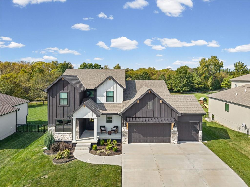 2102 Foxtail Drive — photo