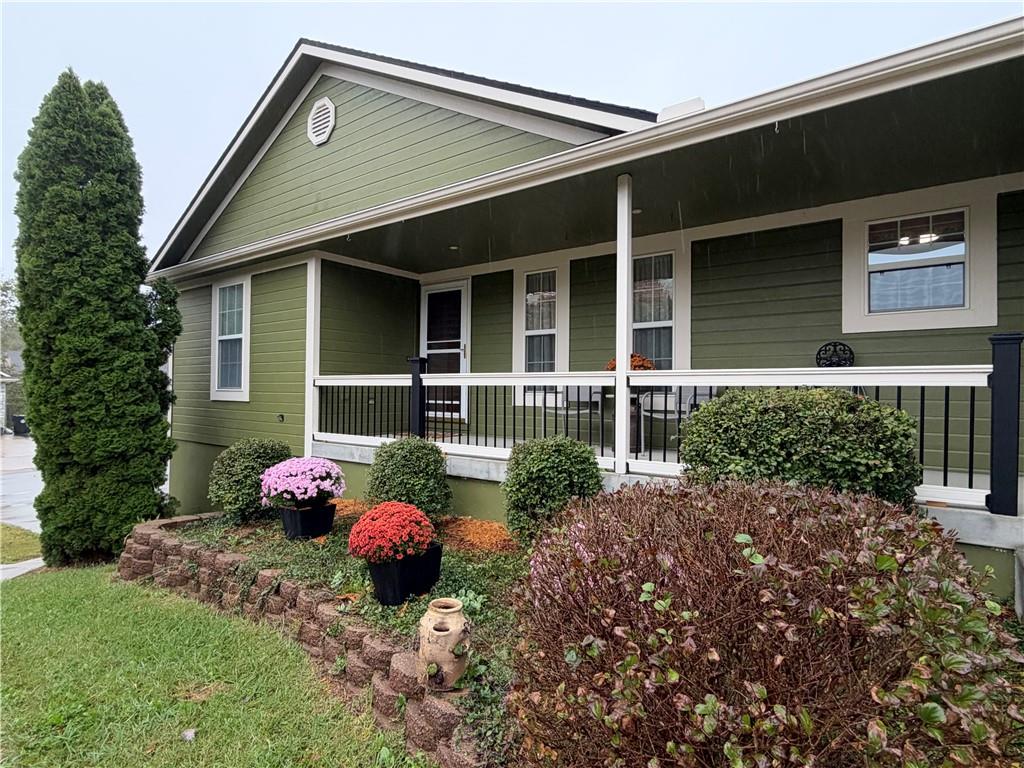 1107 Elm Circle — photo