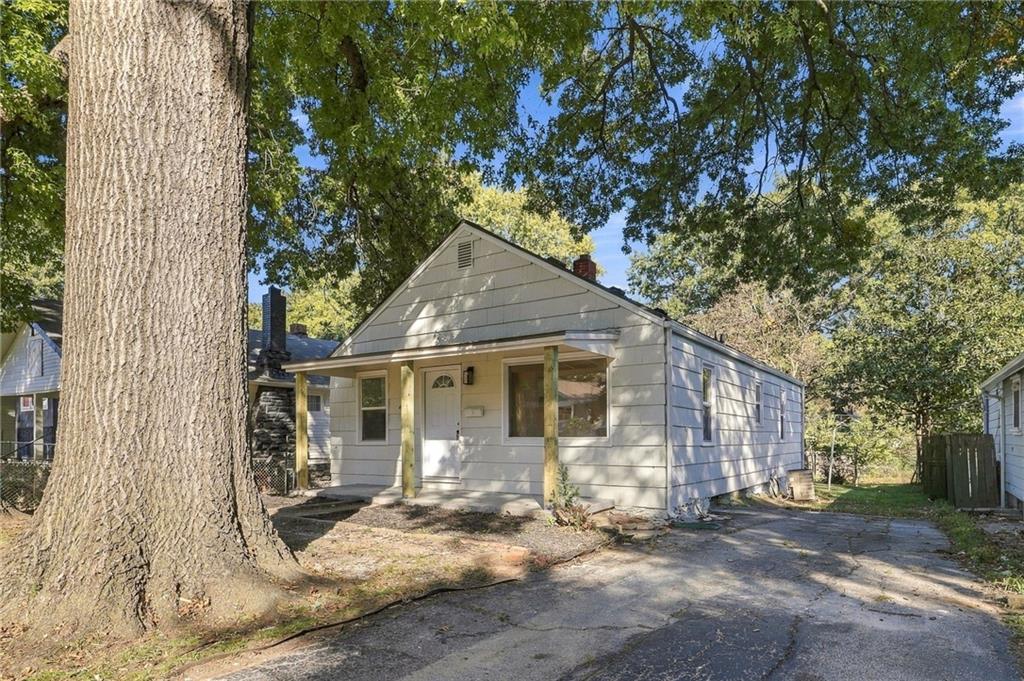 4411 Springfield Street — photo
