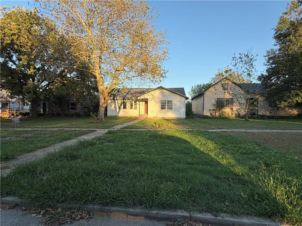 704 N 9th Street — photo