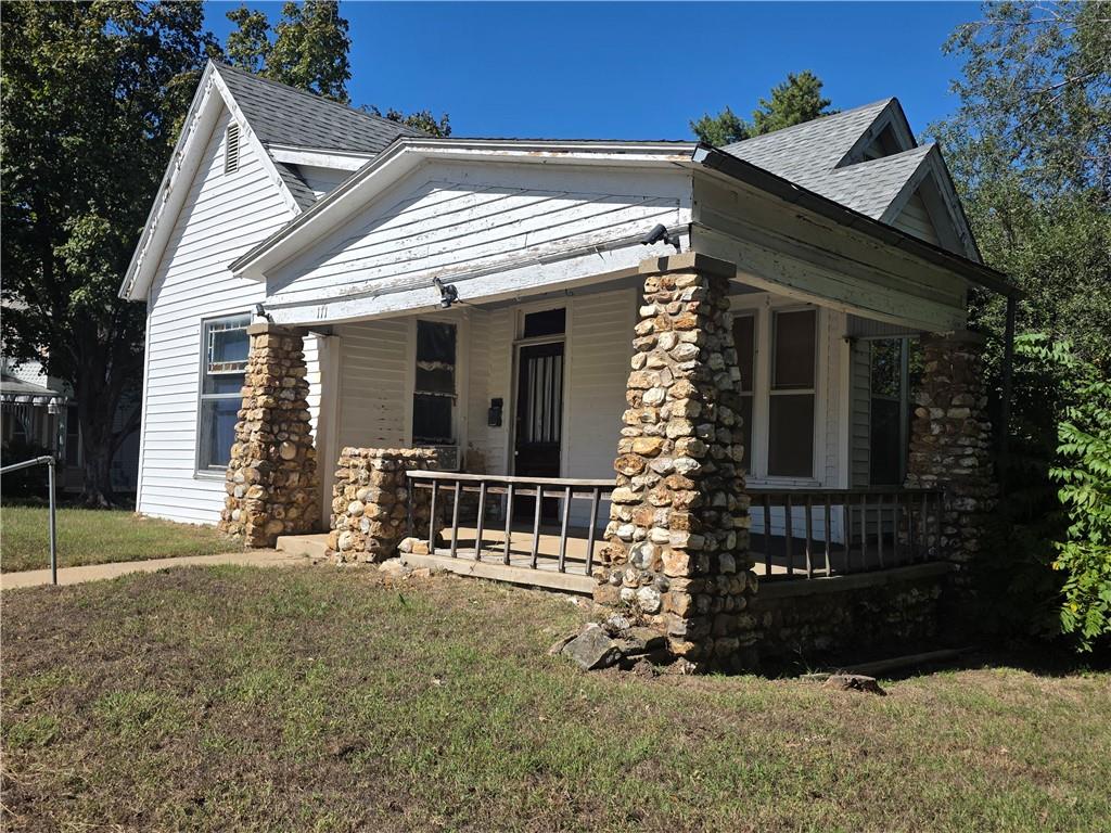 111 W Joe Davis Street — photo
