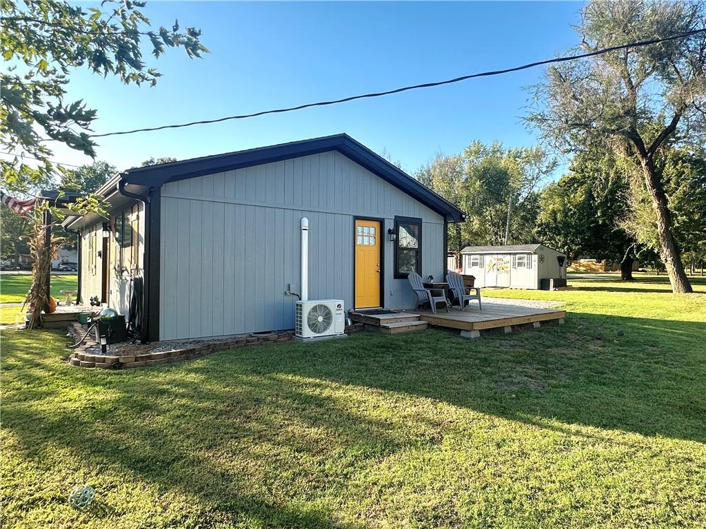 107 E 7th Street, Urich, MO 64788 — photo 3