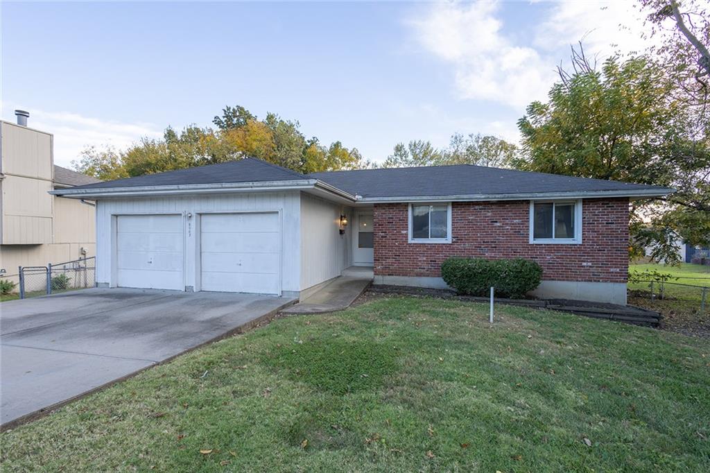 8909 E 87th Street, Raytown, MO 64138 — photo 2