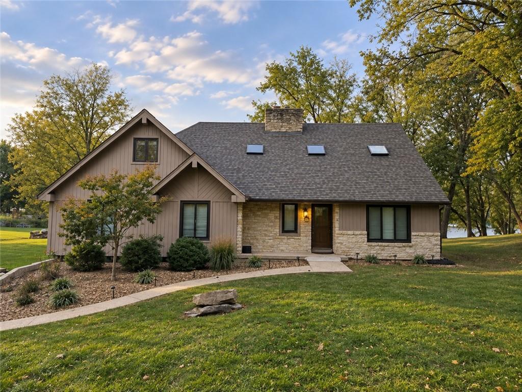 8311 NW Hillside Drive — photo