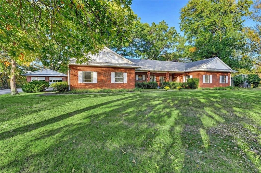 7 Lindenwood Lane — photo