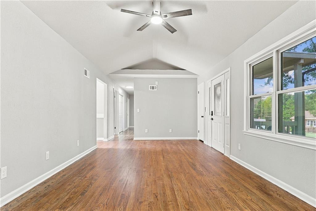 10131 E 79th Terrace, Raytown, MO 64138 — photo 2