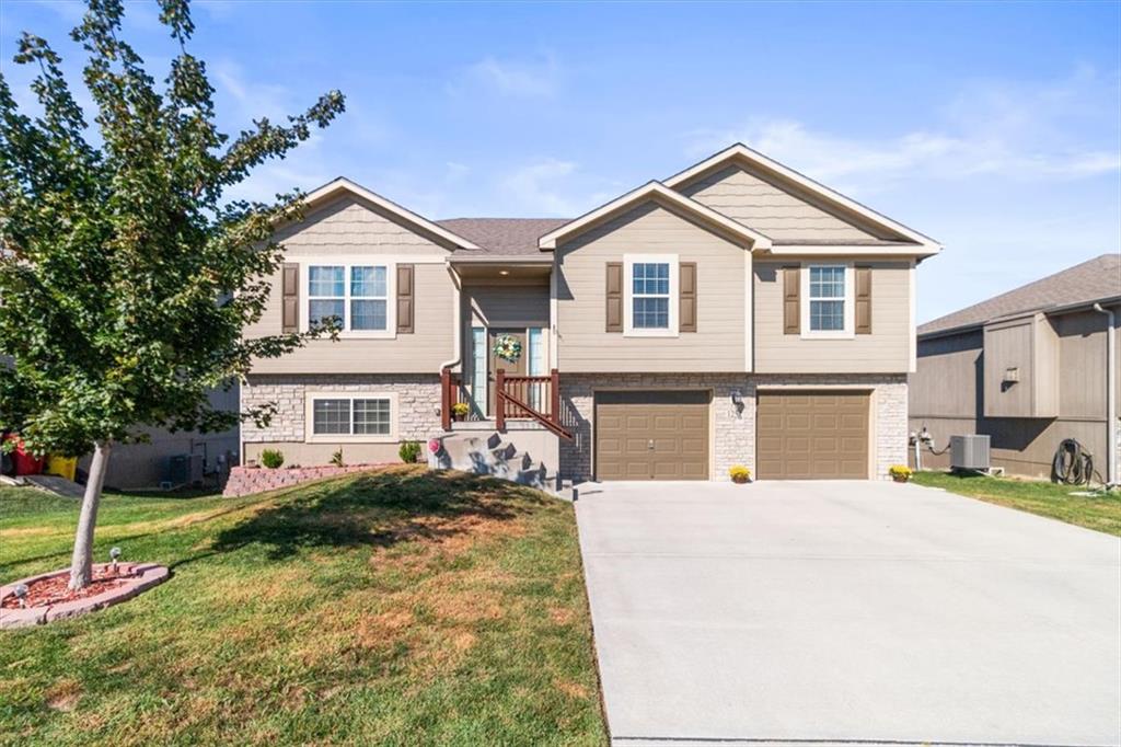 1252 NW High View Drive — photo