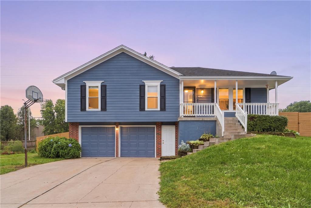 104 NE Bristol Circle — photo