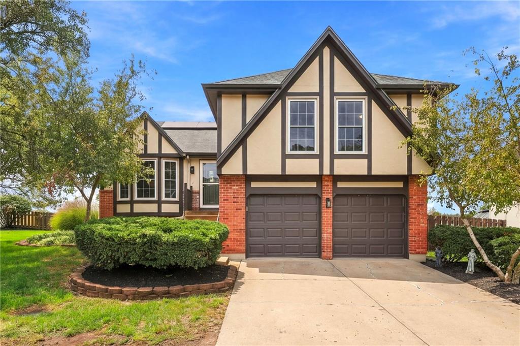 12604 Fountain Lake Drive — photo