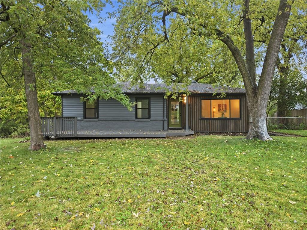 2919 NE Russell Road — photo