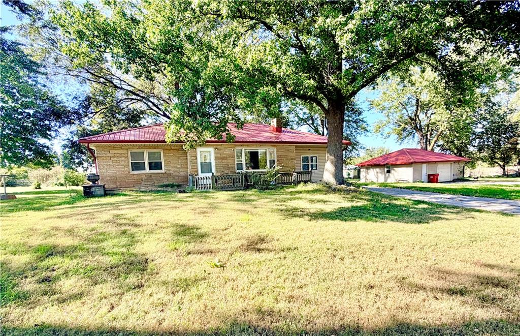 122 Buckner Tarsney Road — photo