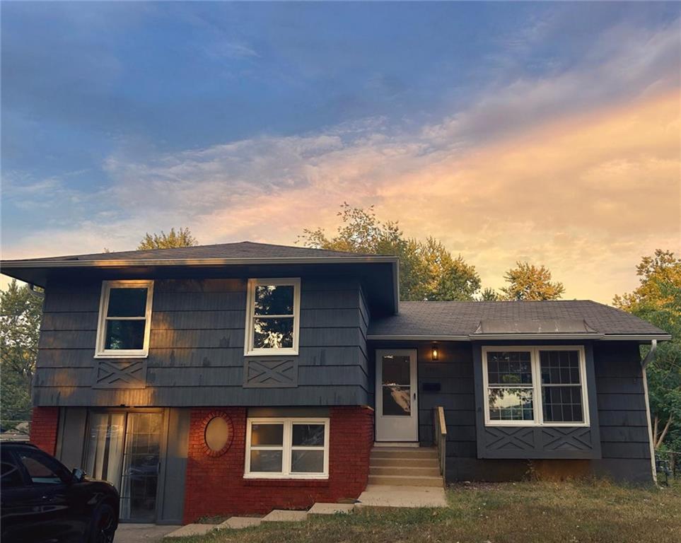 8901 Blue Ridge Boulevard — photo