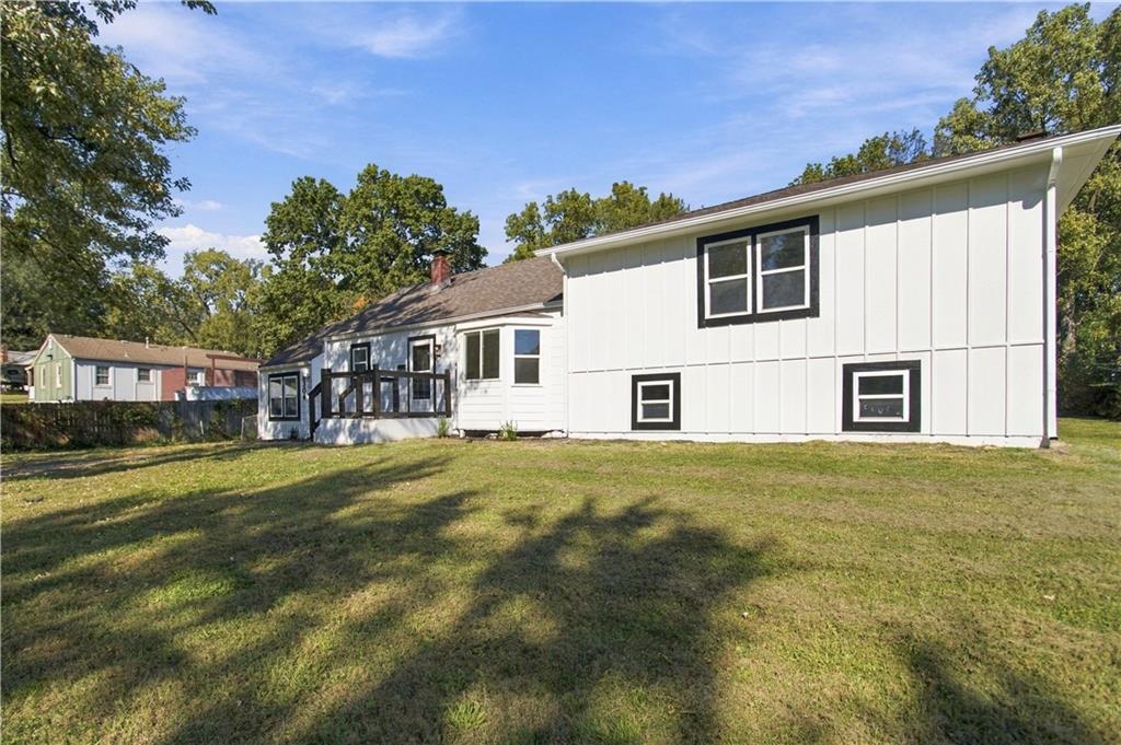 9304 E 68th Terrace, Raytown, MO 64133 — photo 2