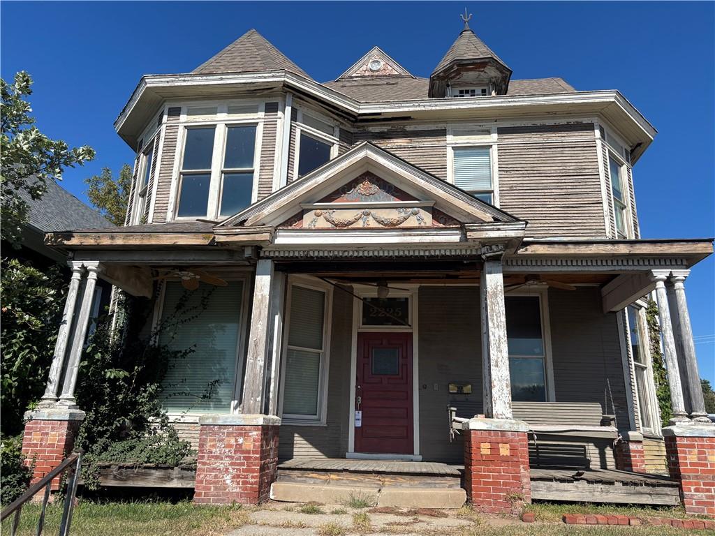 2225 Jones Street — photo