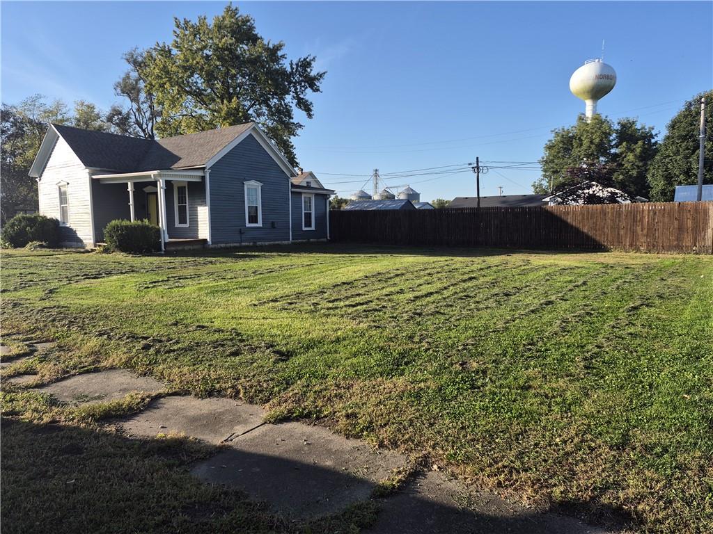 401 E 3rd Street, Norborne, MO 64668 — photo 2