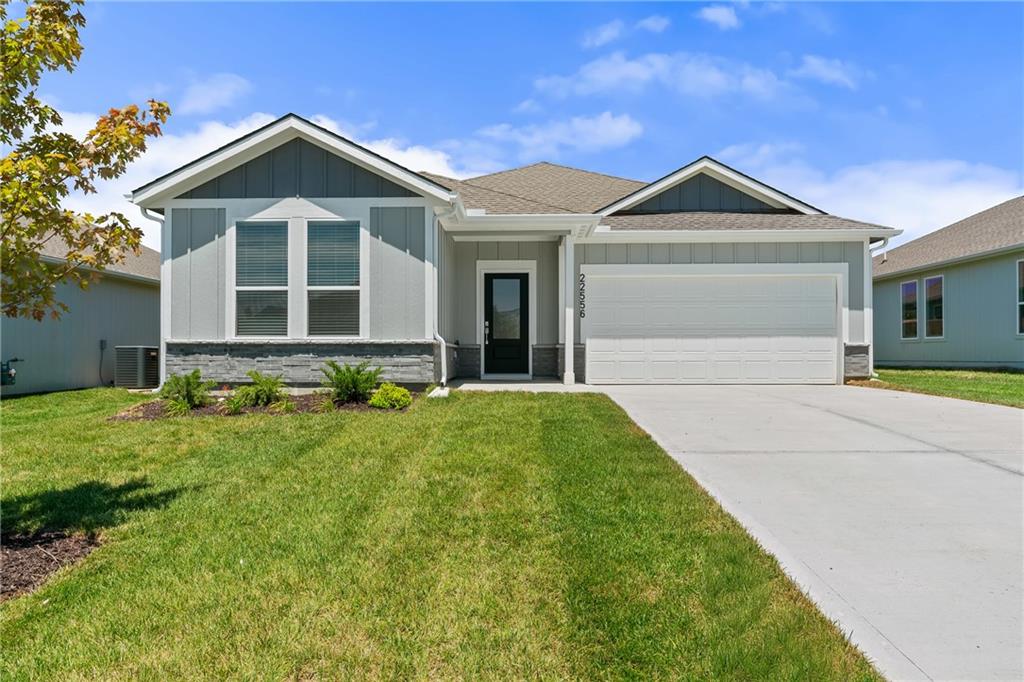 4020 NE Apple Grove Drive — photo