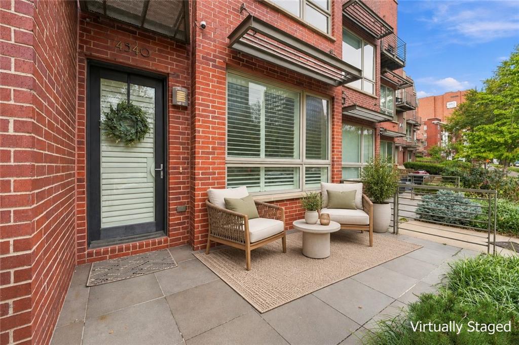 4540 J C Nichols Parkway — photo