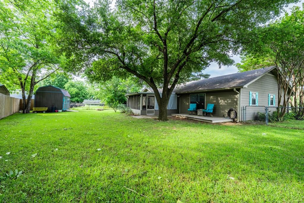 128 Hilltop Dr — photo