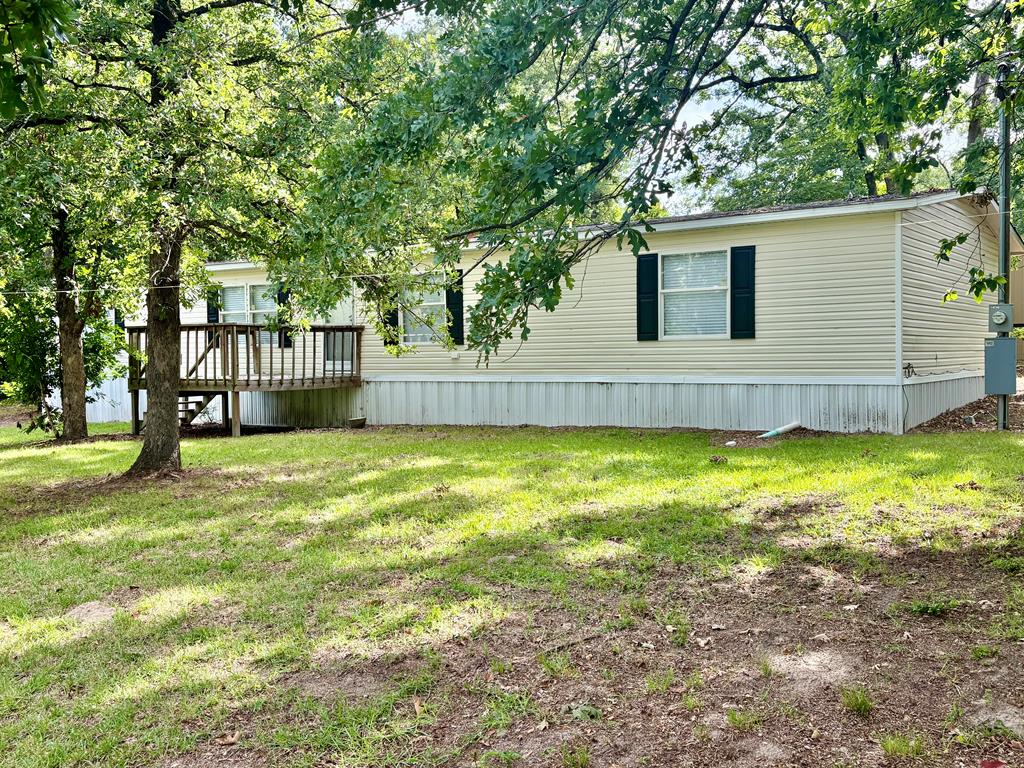 437 Maple Dr — photo