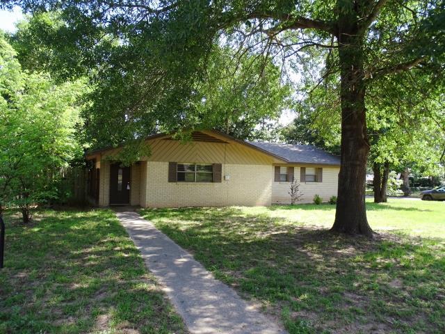 600 Cherokee Trace — photo