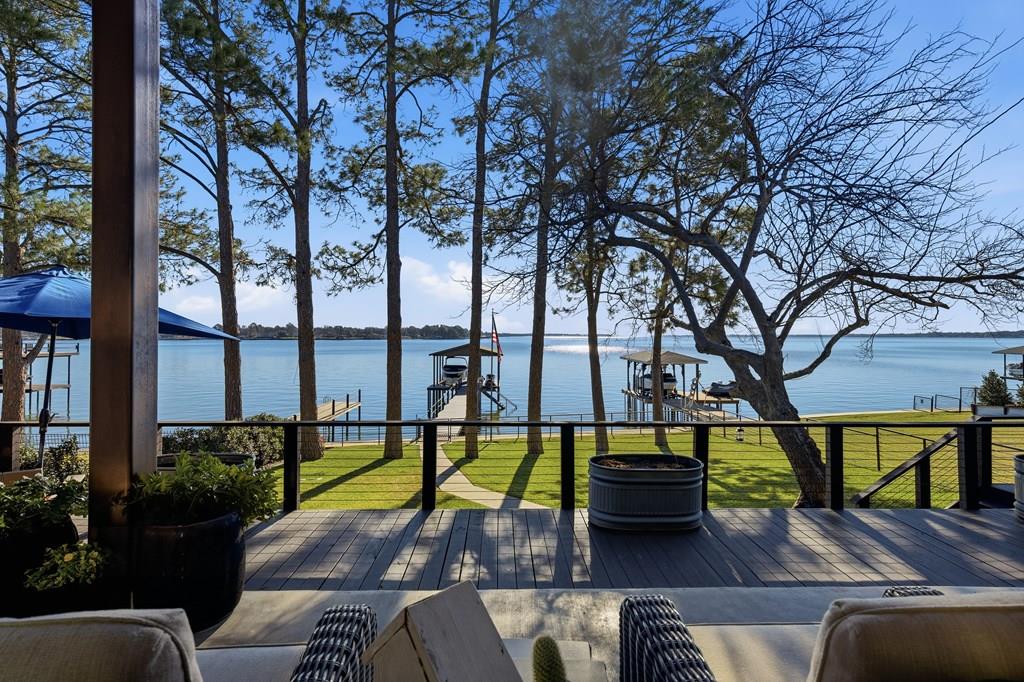 199 Seaside Dr — photo