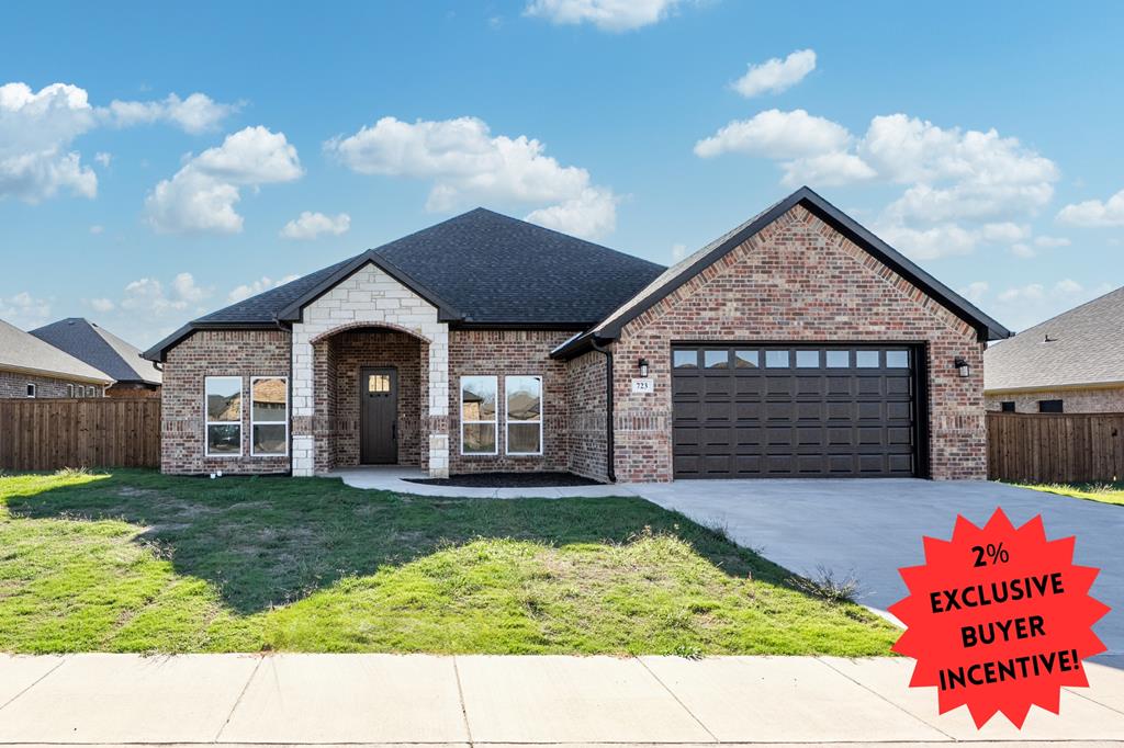 723 Cobblestone Cir — photo