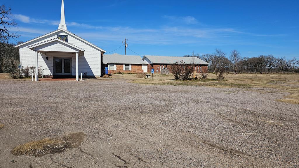 1215 W Cedar Creek Pkwy — photo