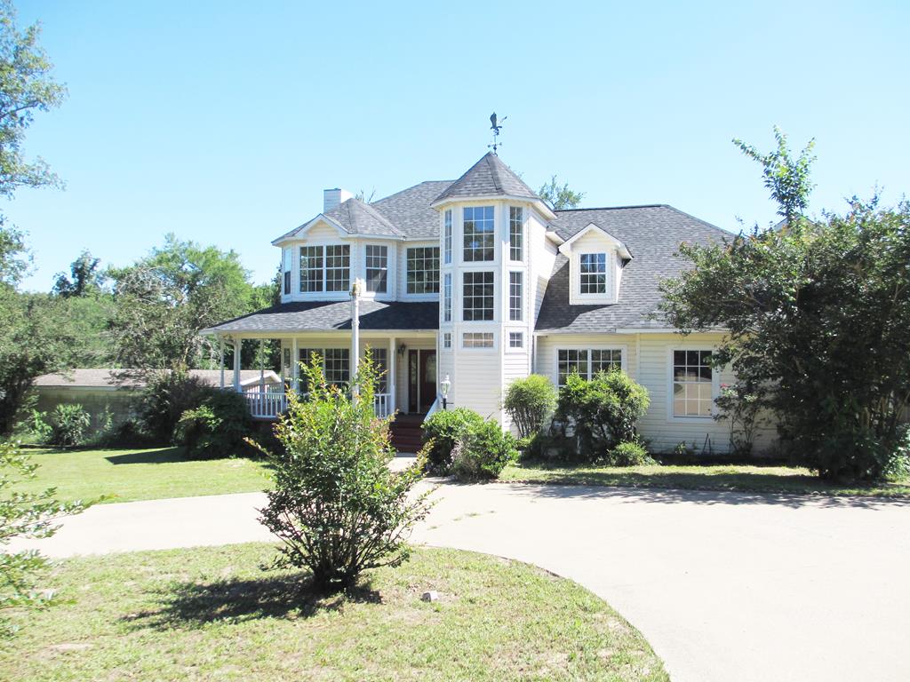 850 CR 4204 — photo