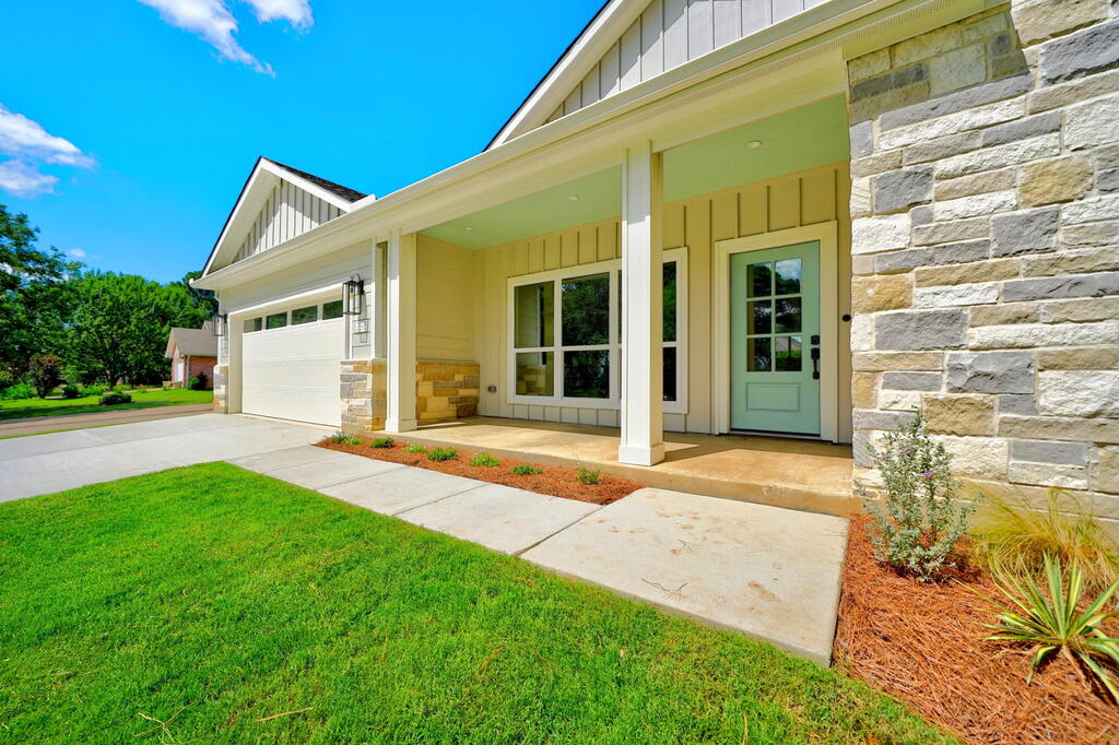 298 Autumnwood Trl — photo