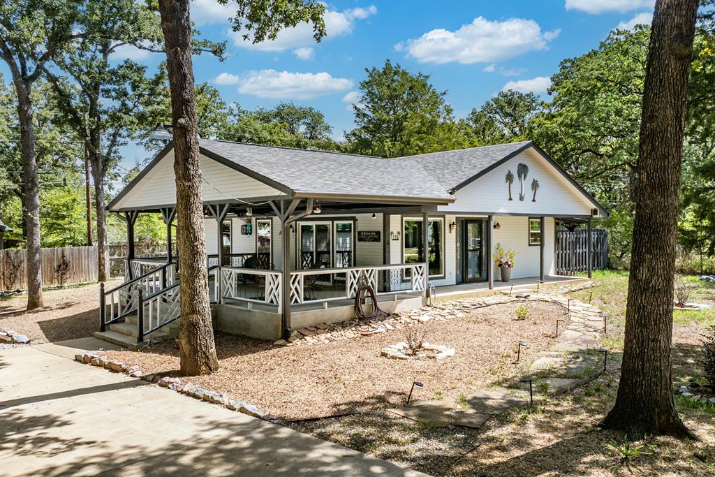 138 Wildgrove Dr — photo