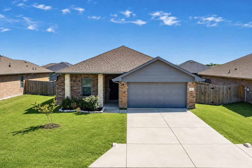 117 Willowbend Lp — photo