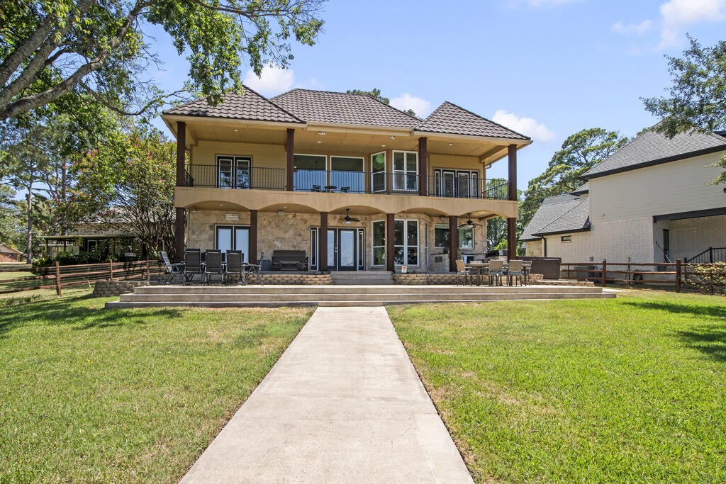 152 Sunset Dr — photo