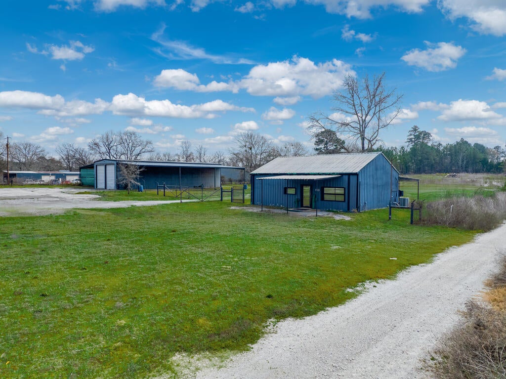10203 CR 135 — photo