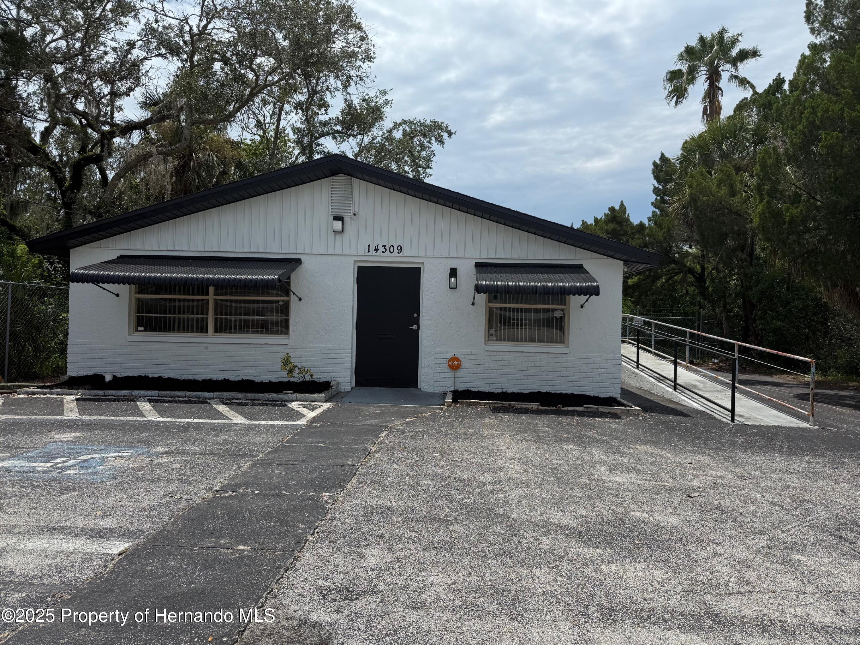 14309 Old Dixie Highway — photo