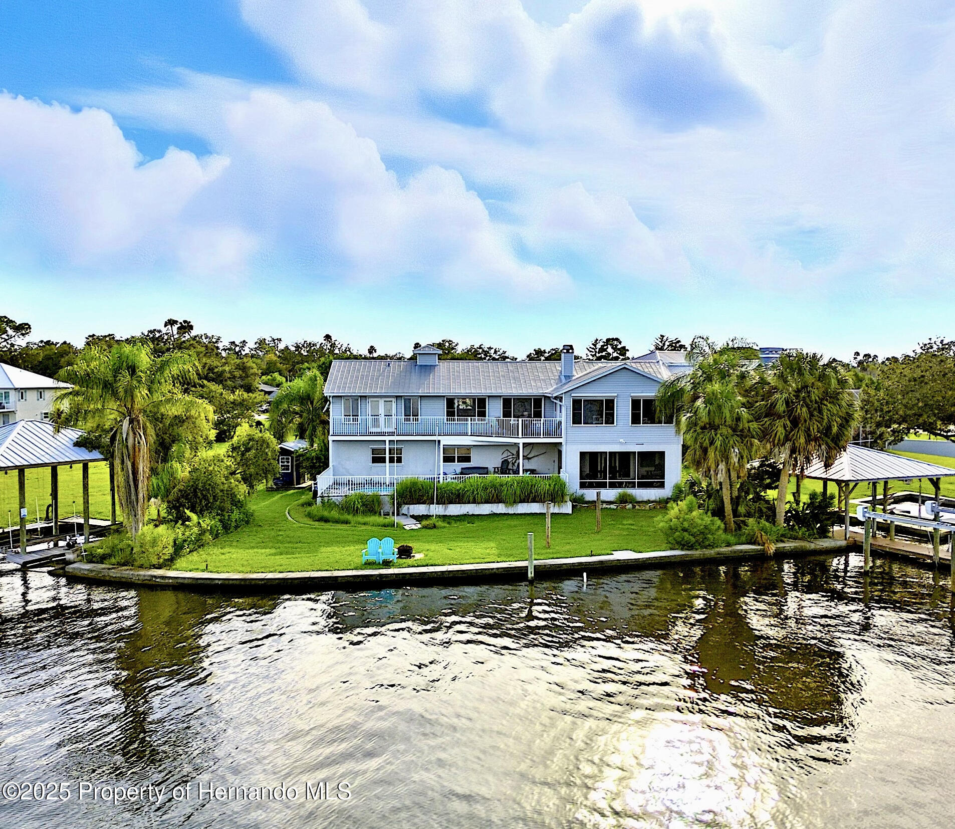 2435 N Watersedge Drive — photo