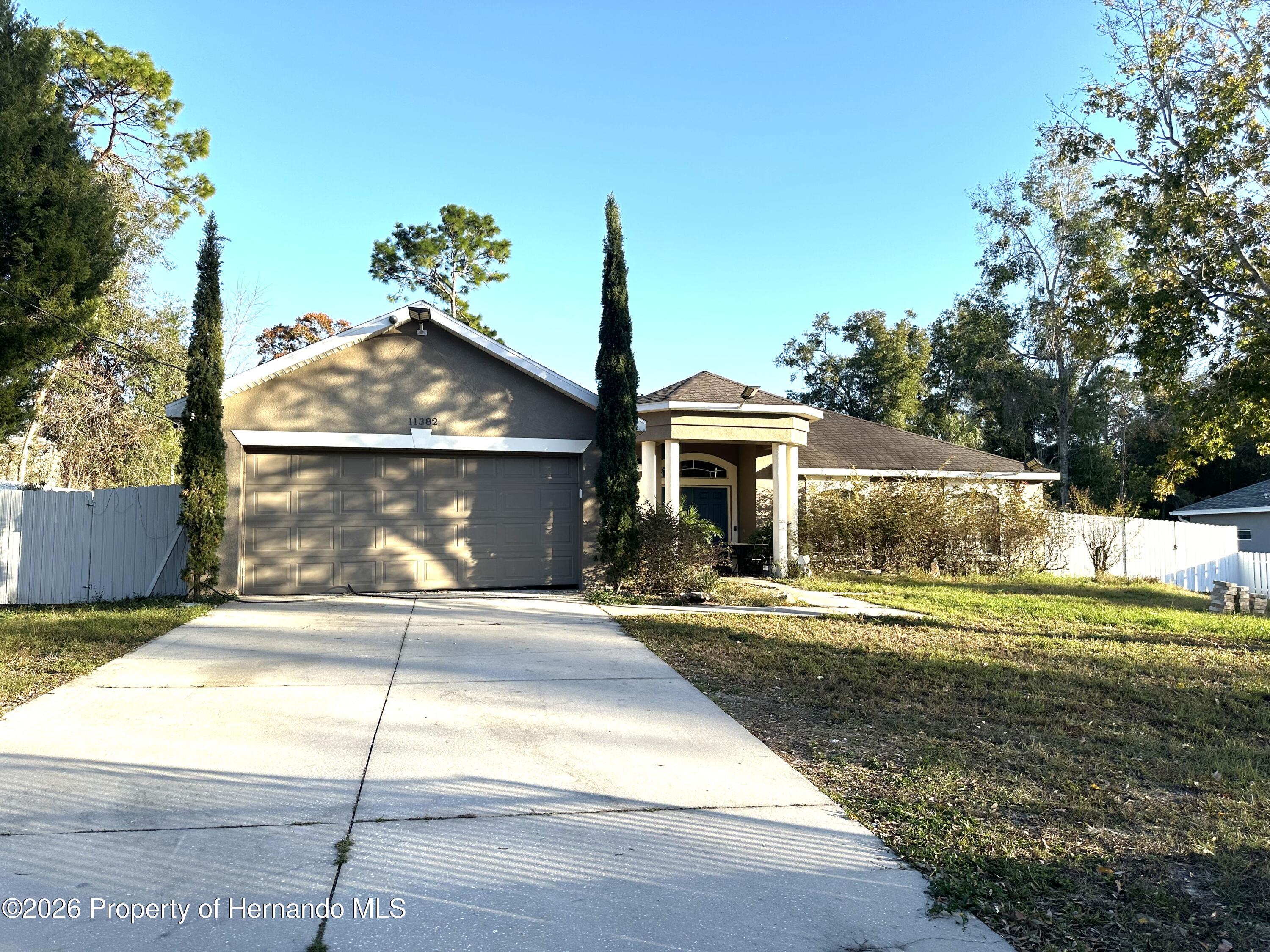 11382 Mahopac Road — photo