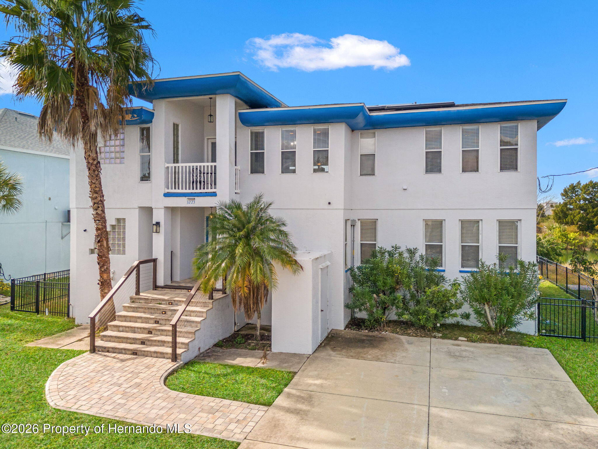 3223 Hibiscus Drive — photo