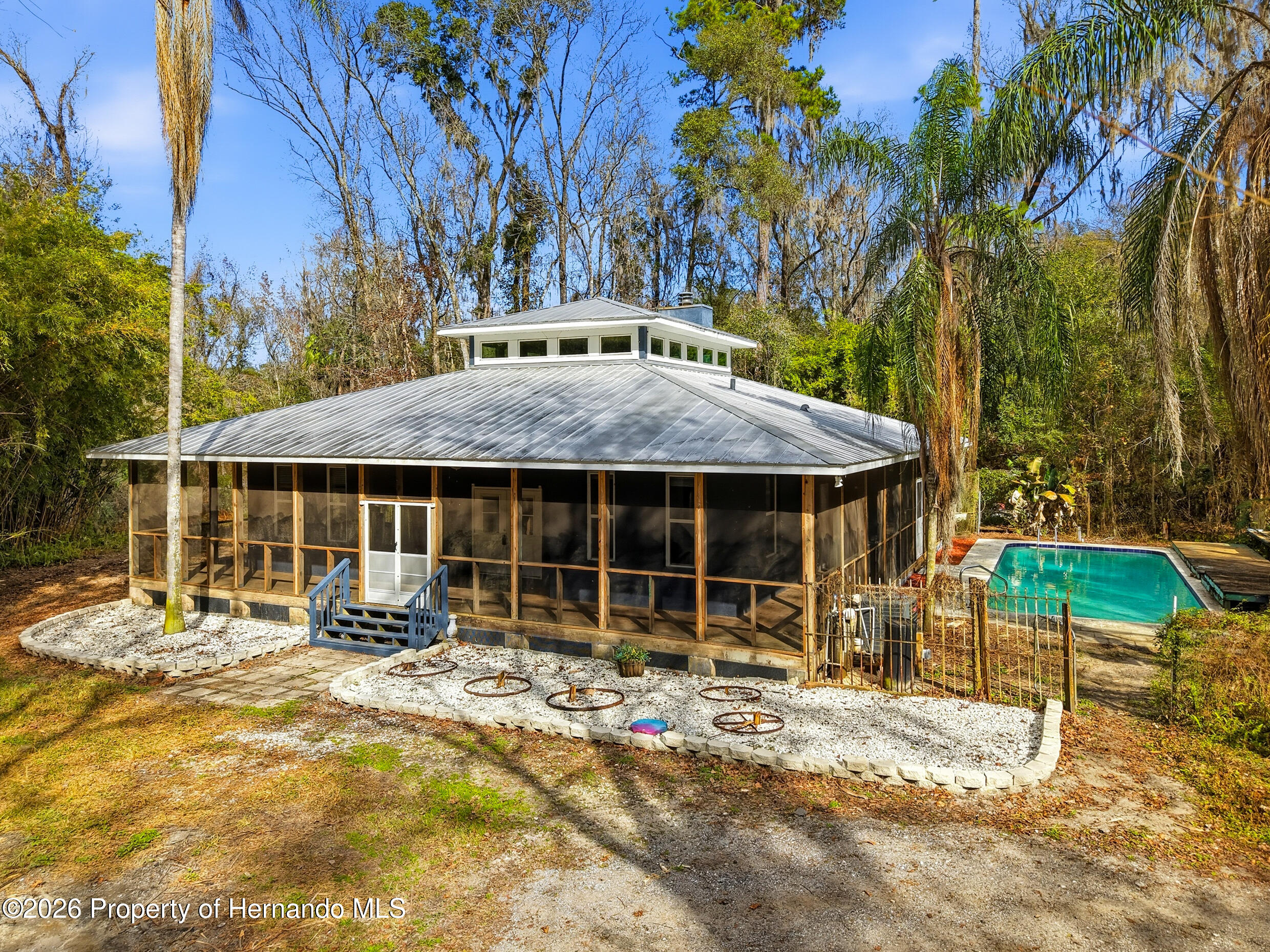 5201 Neff Lake Road — photo