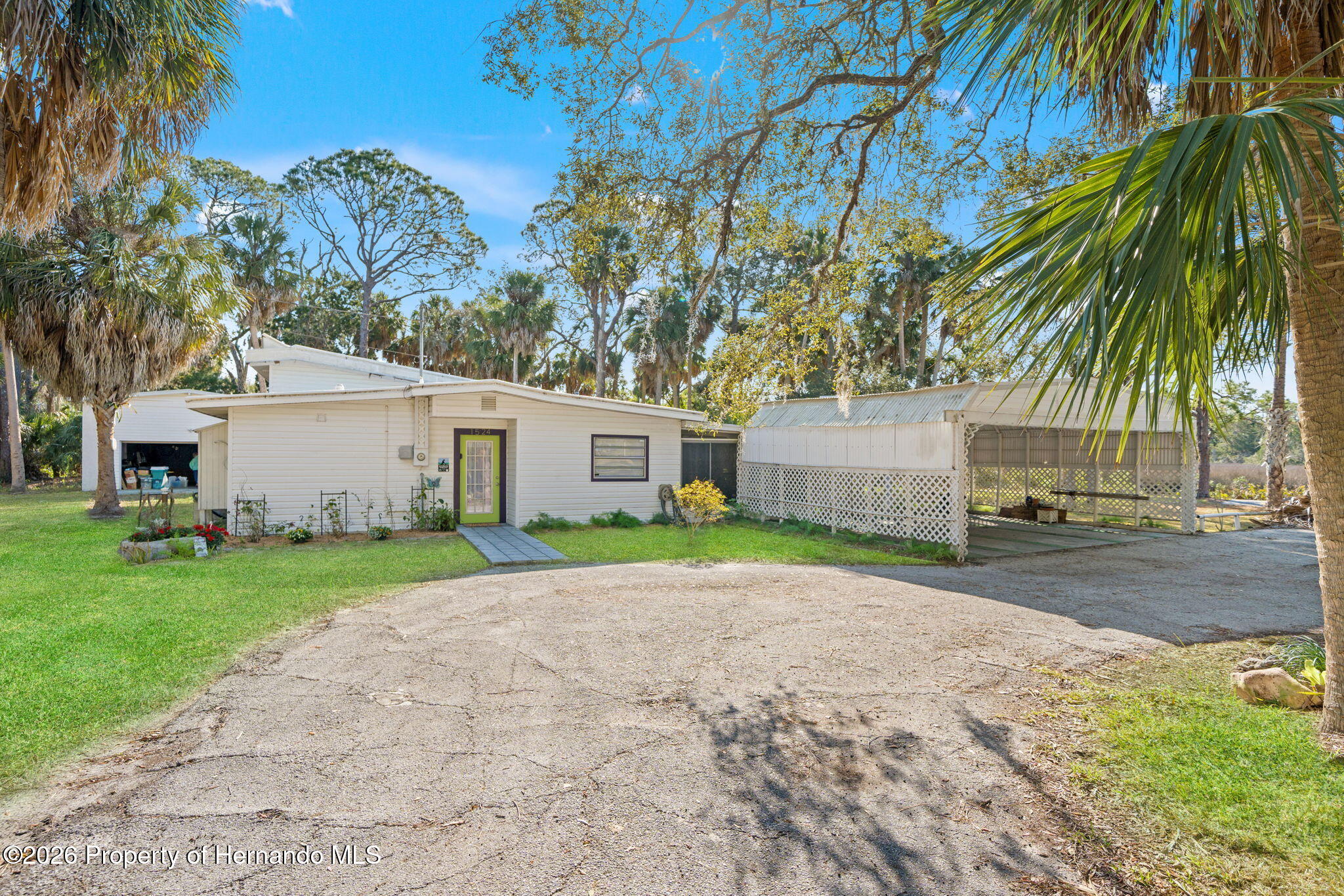 1524 Indian Bay Road — photo