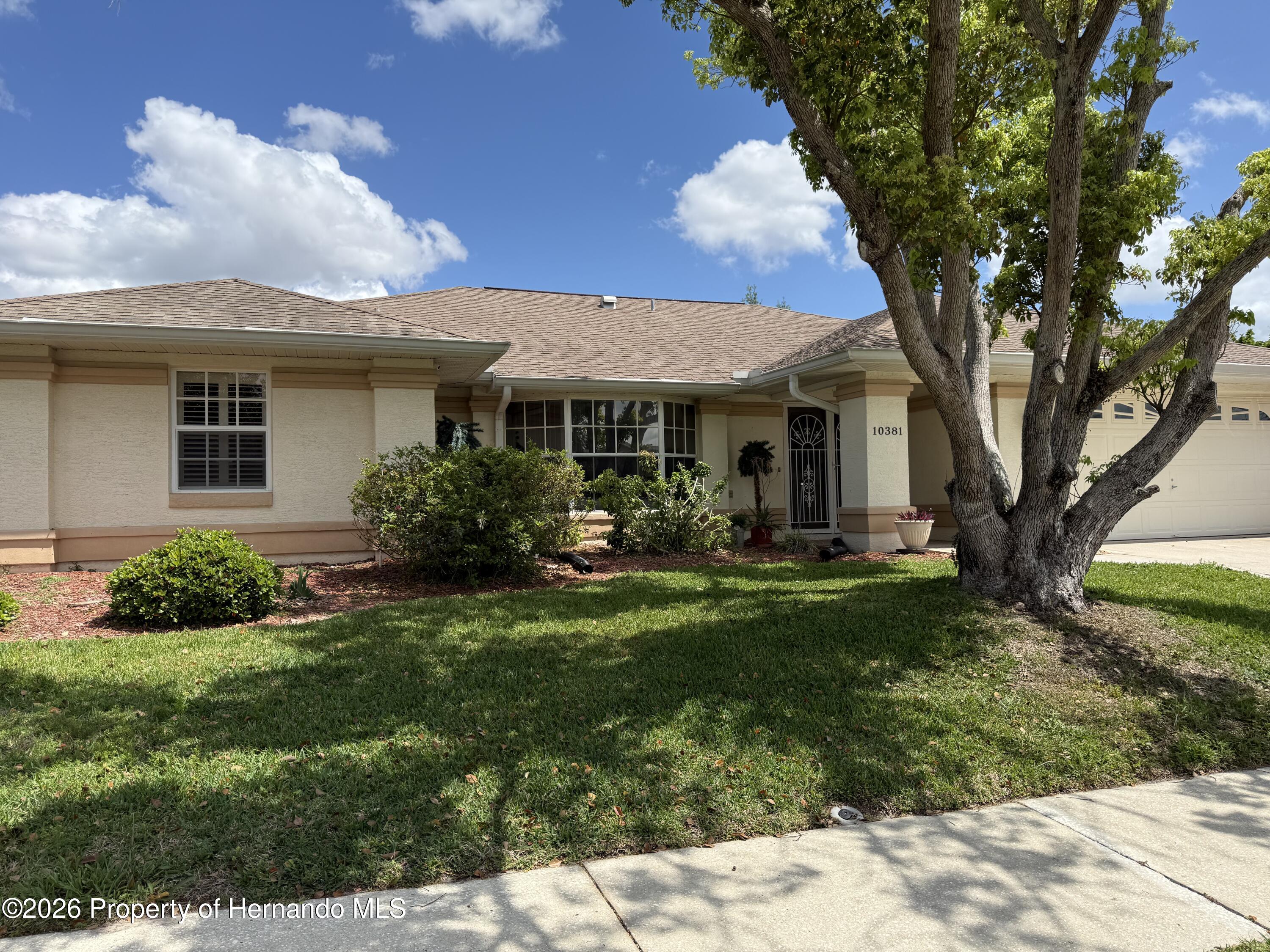 10381 Sandtrap Drive — photo