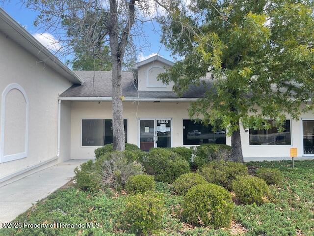 5085 Commercial Way — photo