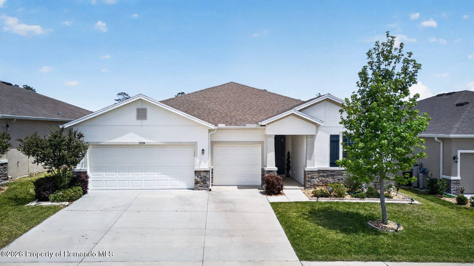 13504 Golden Lime Avenue — photo
