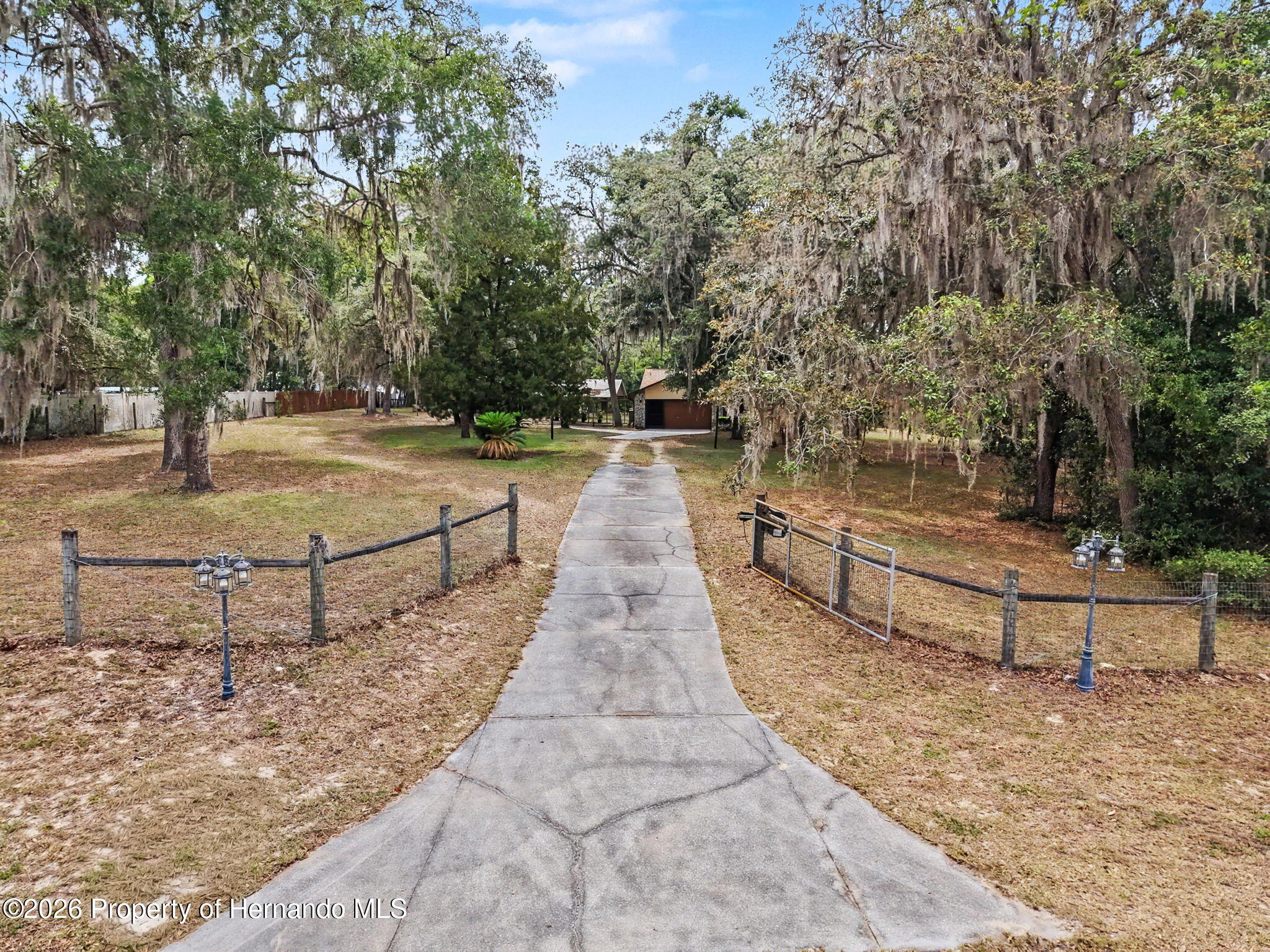 7111 Ricker Avenue, Webster, FL 33597 — photo 2