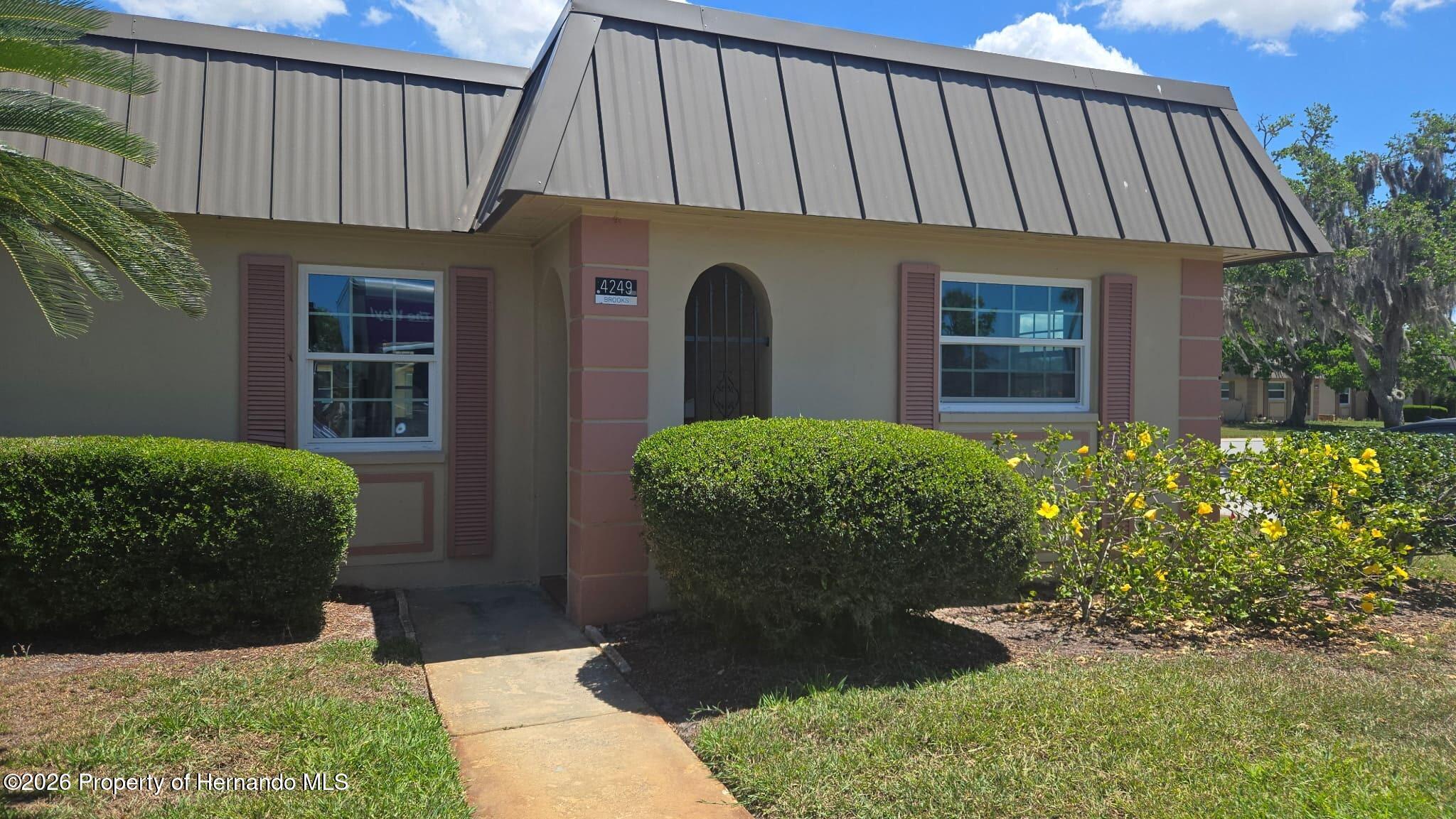4249 Stratford Drive — photo
