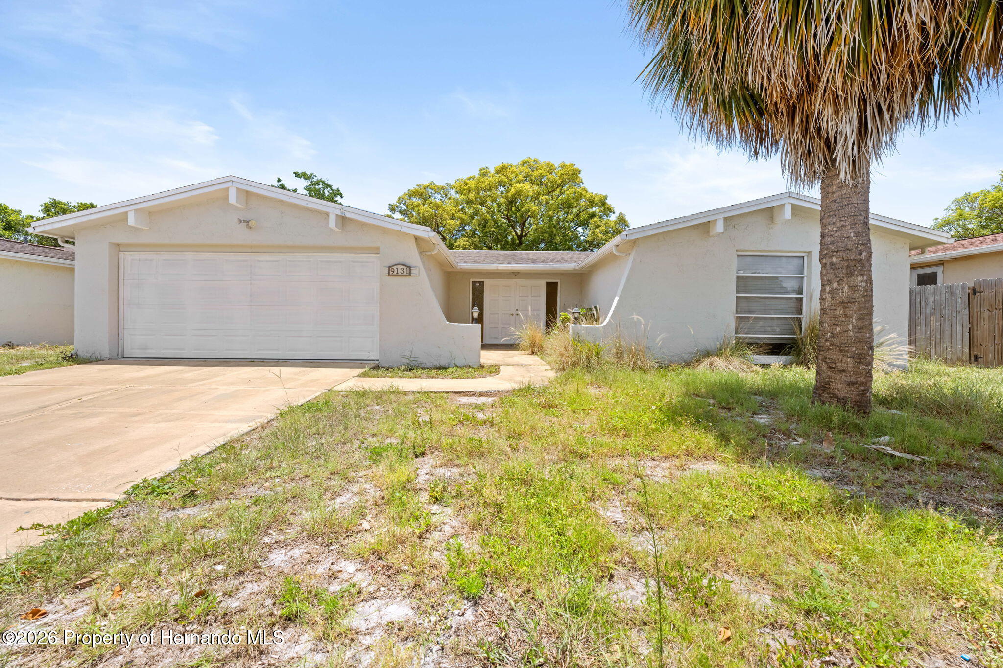9131 Hunt Club Lane — photo