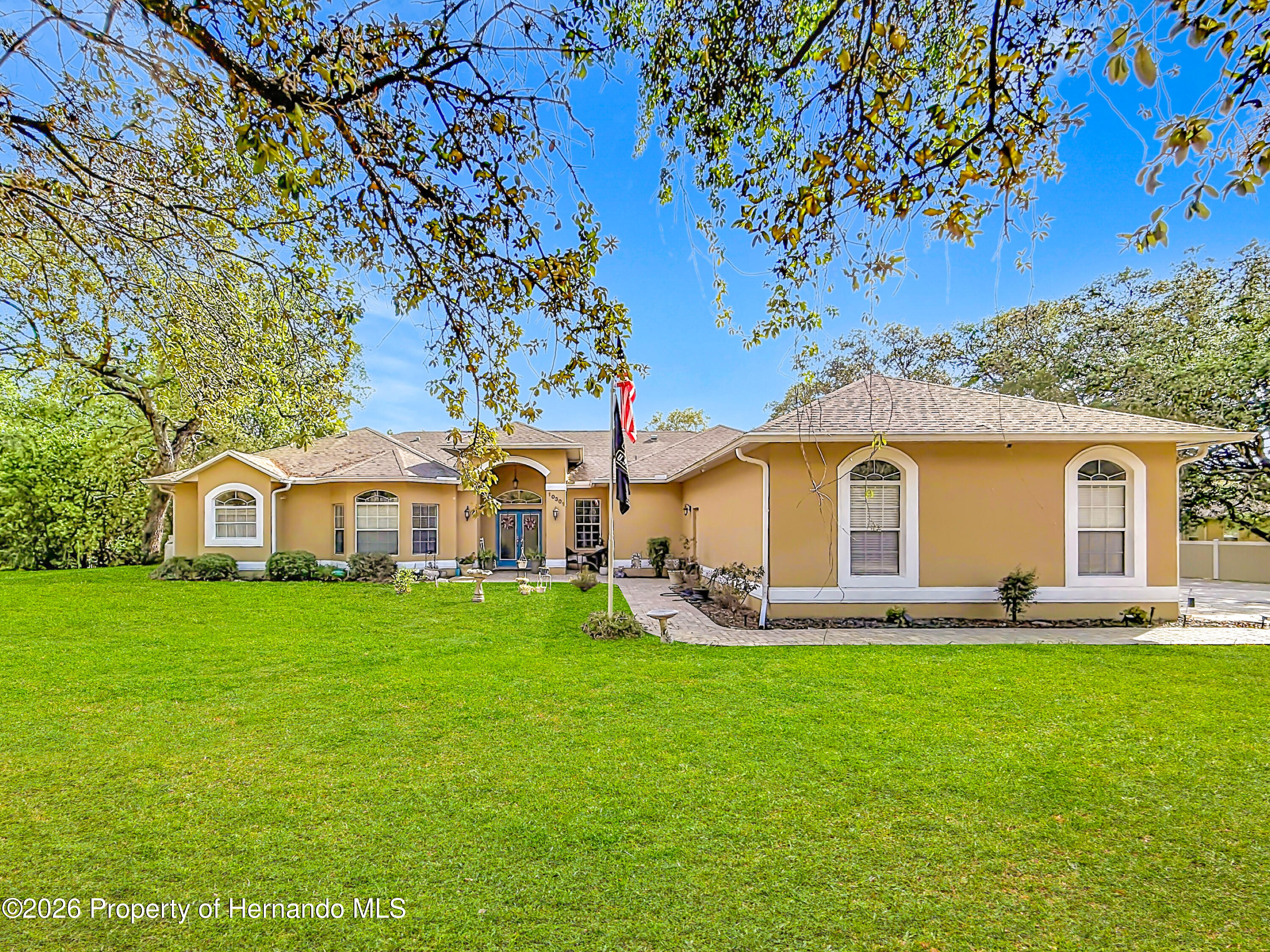 10301 Fox Sparrow Avenue — photo